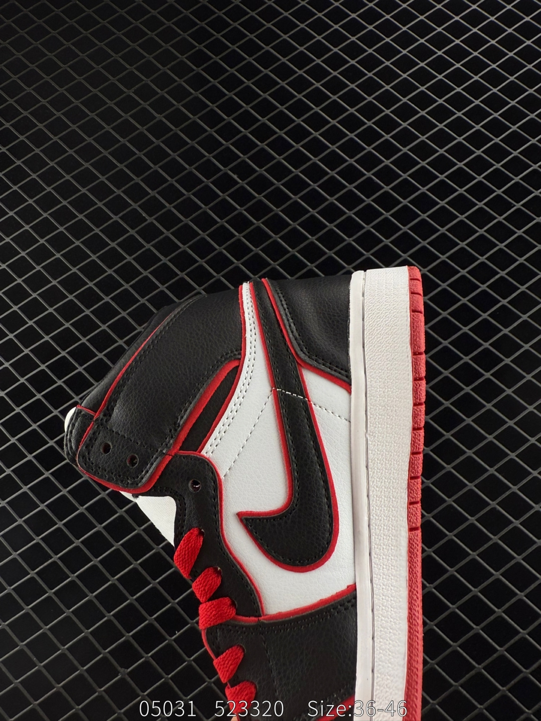 Air Jordan 1 Retro High Zoom R2T “Racer Blue”